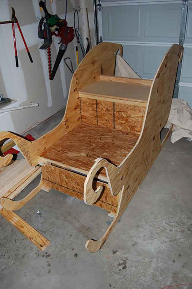 The Santa Sleigh flooring and seating boxes strengthen the frame while also ensuring a place for Santa et al. to have a place to sit on the life-sized sleigh.